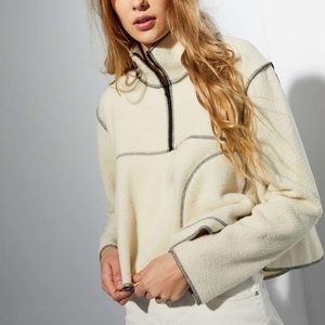 Urban Outfitters | Fleece Half Zip